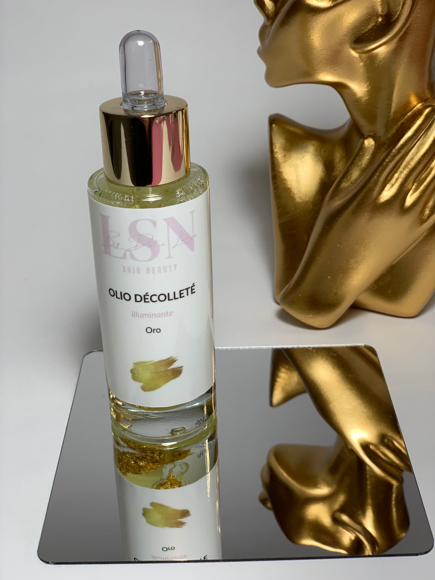 Olio Décolletté illuminante multiuso con foglie Oro 30 ml